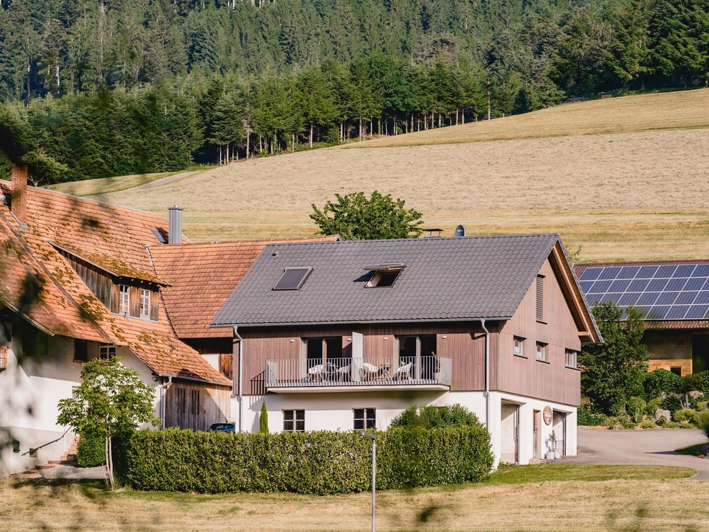 Moderne und ansprechende Ferienwohnung KINAST 2 (HOST111)  im Herzen des Schwarzwaldes