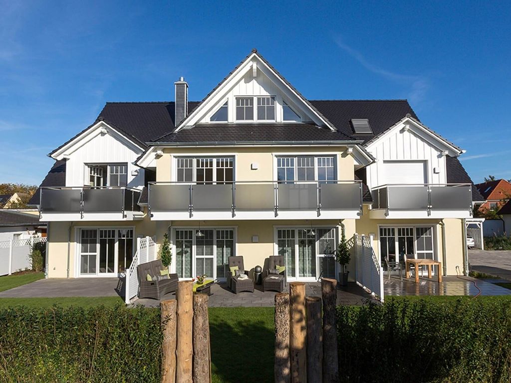 Luxus-Ferienwohnung mit Infrarot-Sauna, Massagesessel, Terrasse & Strandnähe in Zingst
