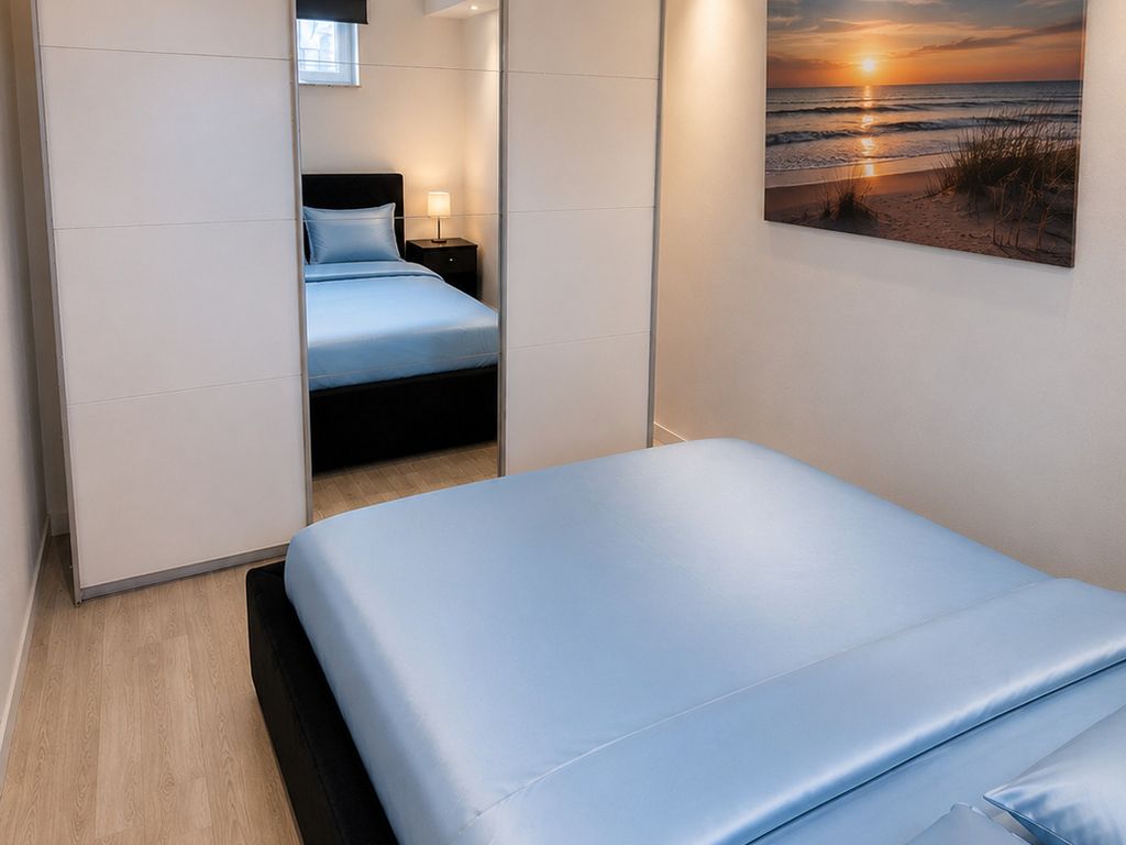 Ferienwohnung Atlantis &bull; Modern & hochwertig &bull; Glasfaser-WLAN &bull; Hunde willkommen &bull; Schlei & Ostsee