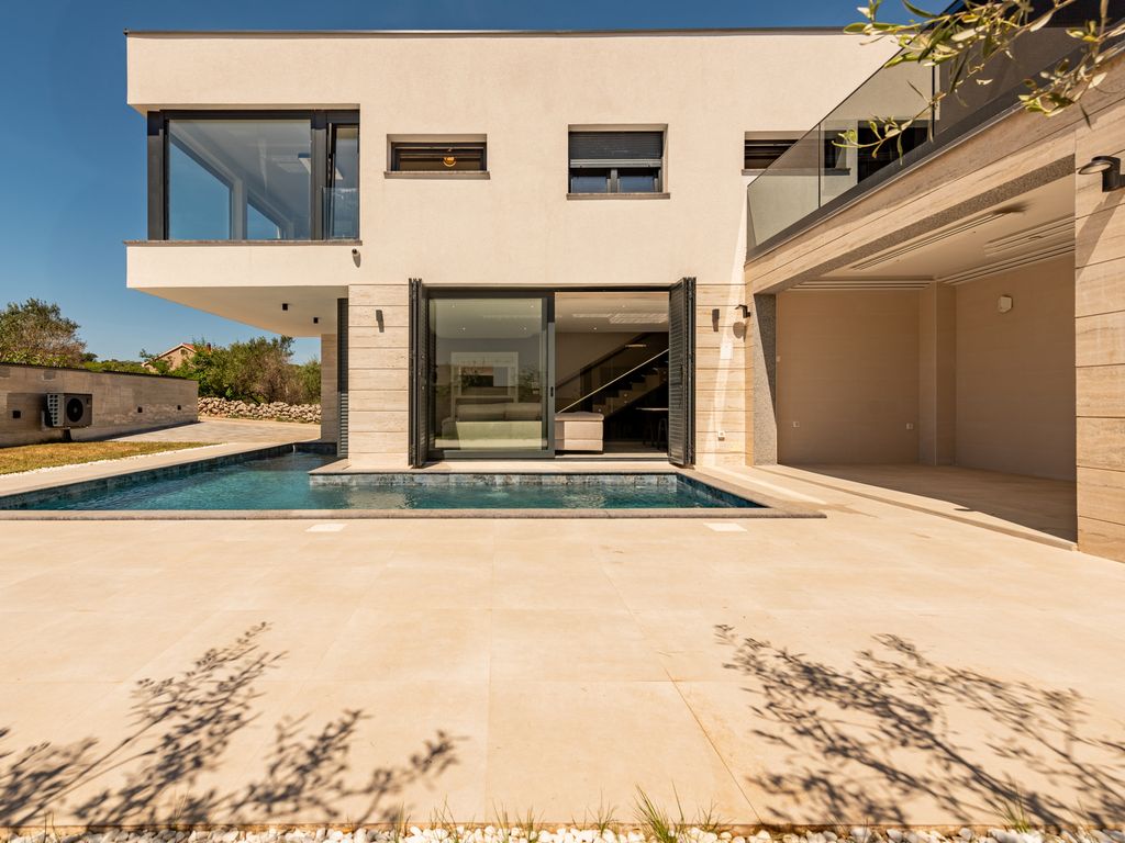 Villa Weiss 1