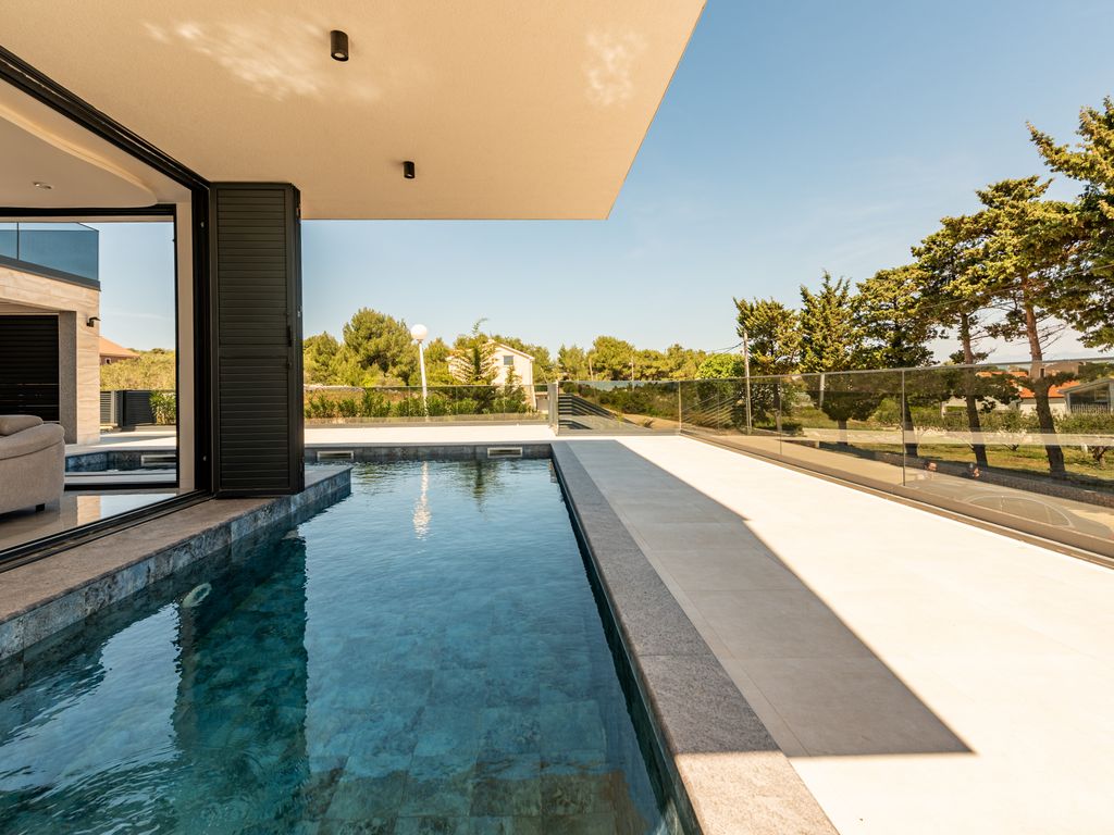 Villa Weiss 2