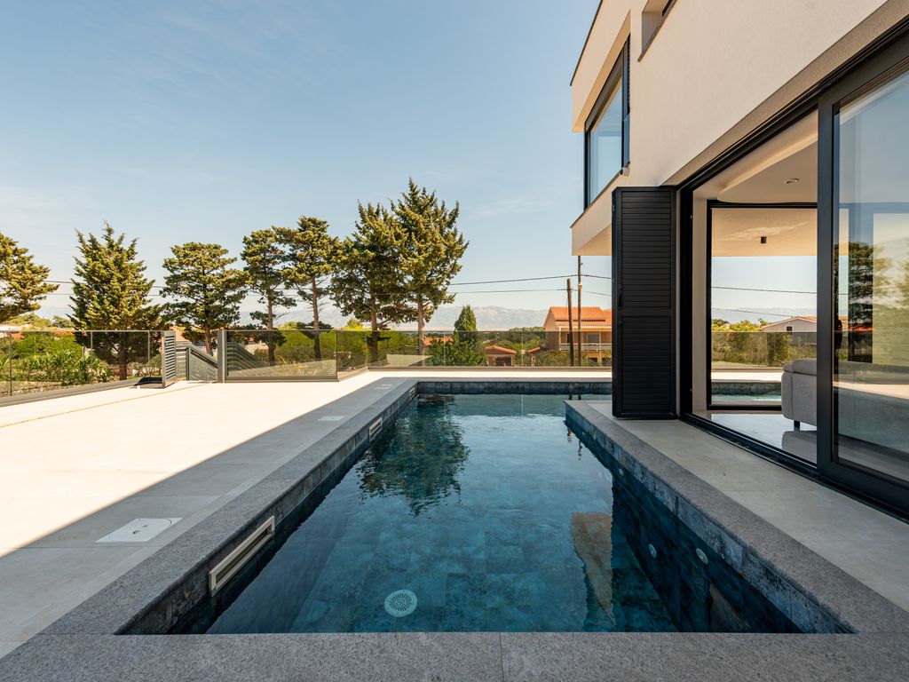 Villa Weiss 2