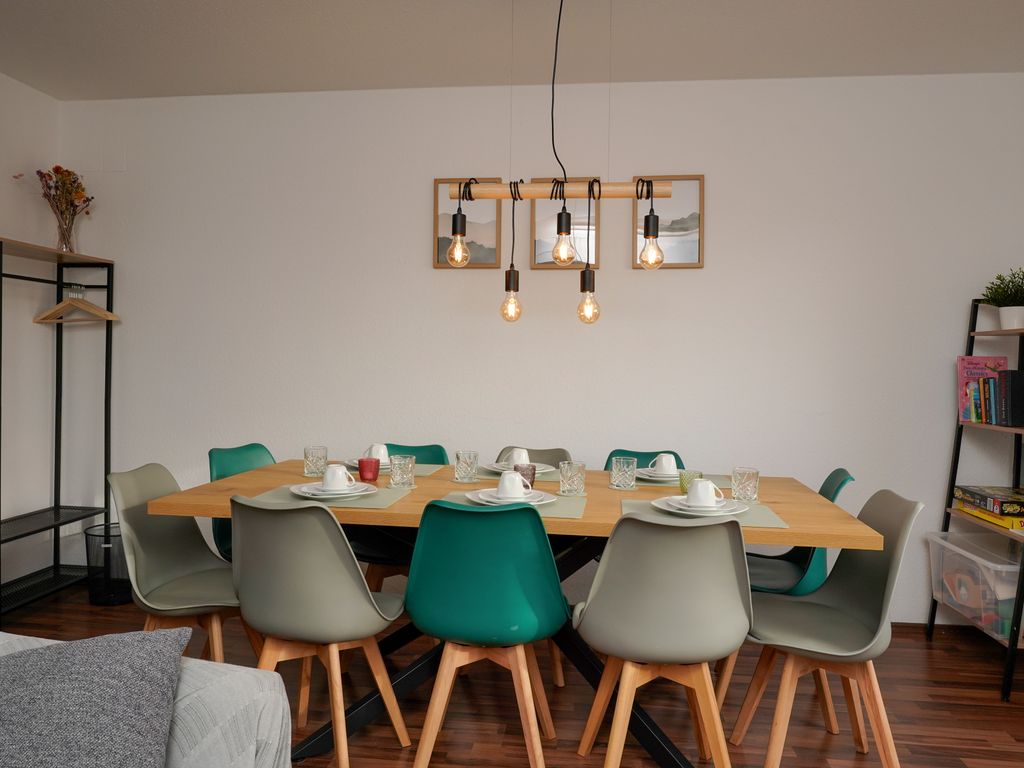 Süden von HD - 4 Schlafzimmer - 10 Personen - Haustier und Familienfreundlich 96qm  / App. Brückenaffe