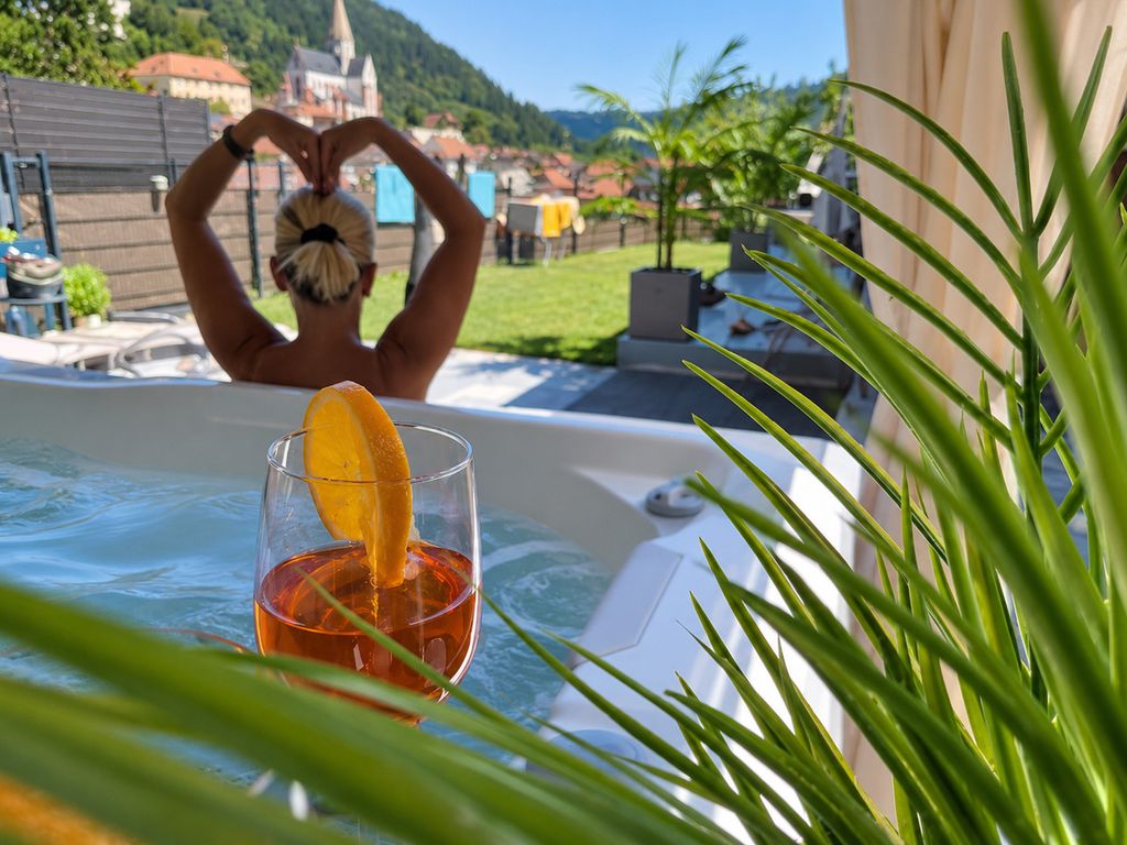 Dreamliner Murau – Bungalow mit Whirlpool & Garten