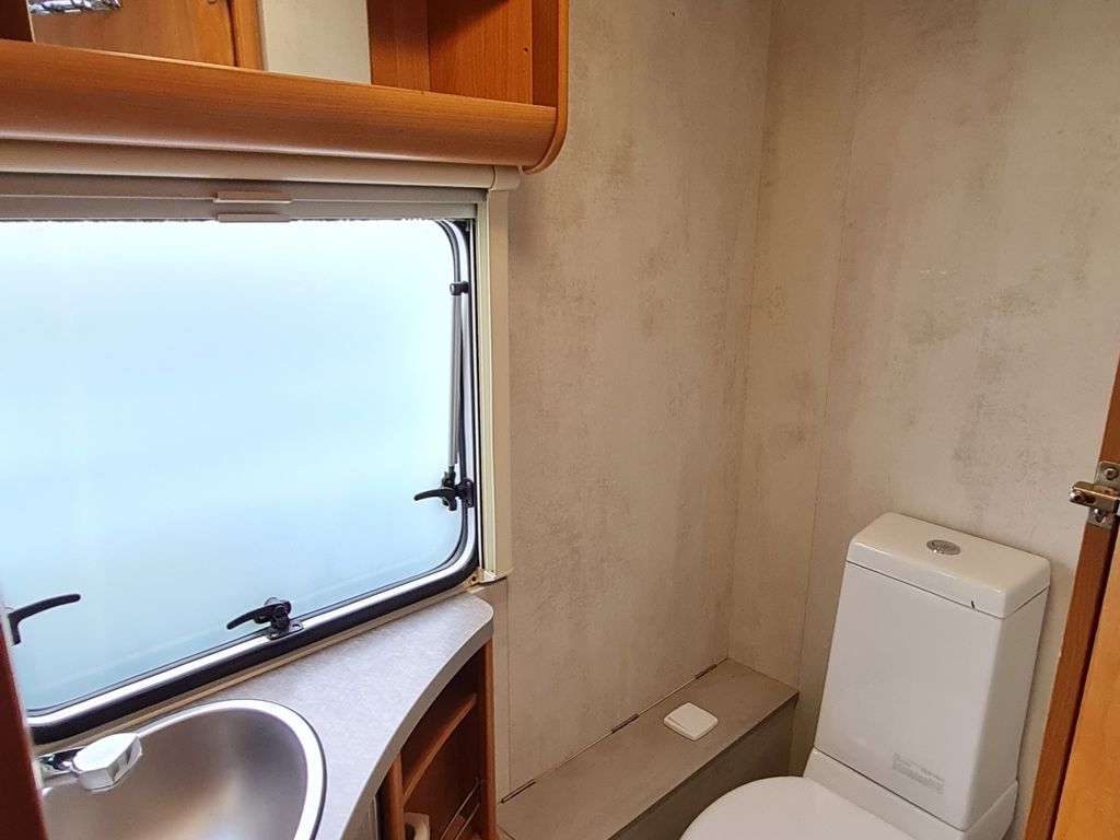 Campingplatz Jurahöhe  Wohnwagen Hütte Flieder
