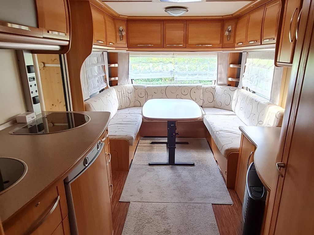 Campingplatz Jurahöhe  Wohnwagen Hütte Flieder