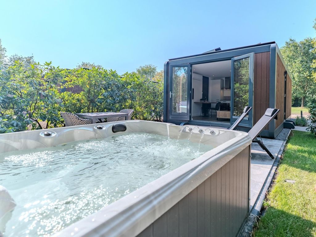 Forest Cabin with Jacuzzi | 2 persons #7.41