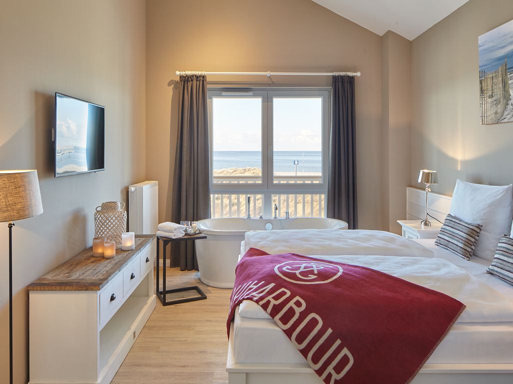 Ocean Two Bedroom mit Badewanne