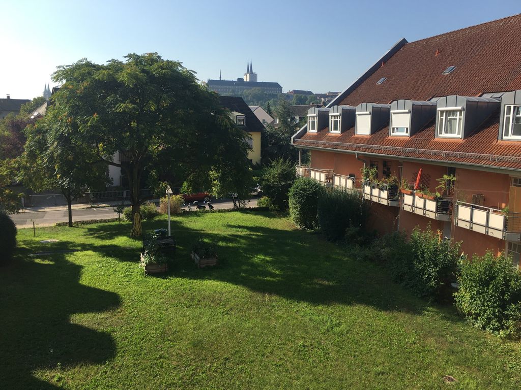 Ferienapart Abends ins Konzert Bamberg Mitte mit TG-Stellplatz + überdachten Balkon