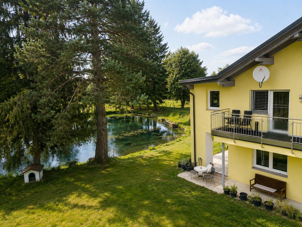 Ferienwohnung in Südkärnten – Bergblick, Fischteich & Naturidylle