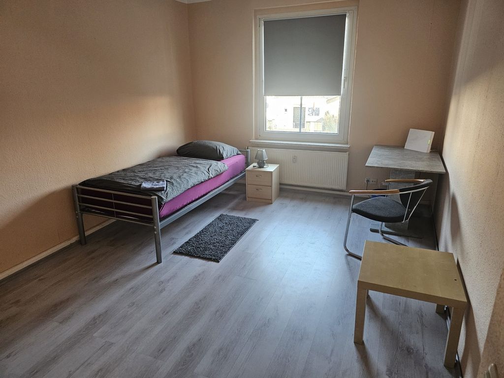 Monteurwohnung an der Raffinerie Leuna 5 min zu Fuß