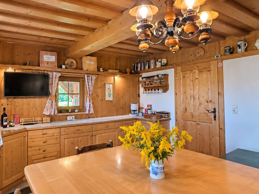 StanzerHütte – Traumhafte Alleinlage auf 1450m mit Panoramablick bis 6 Personen (STEI111)