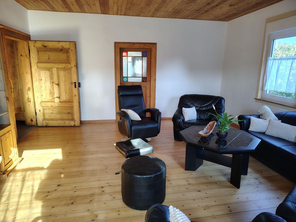 Wohnung in alten Fachwerkhaus im Vogelsberg im 1 Obergeschoss