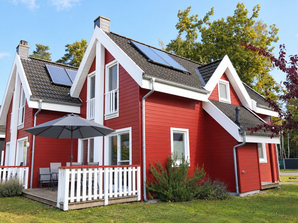 Ferienhaus Wellenläufer in Glowe mit Sauna, Kamin & Ostseeurlaub