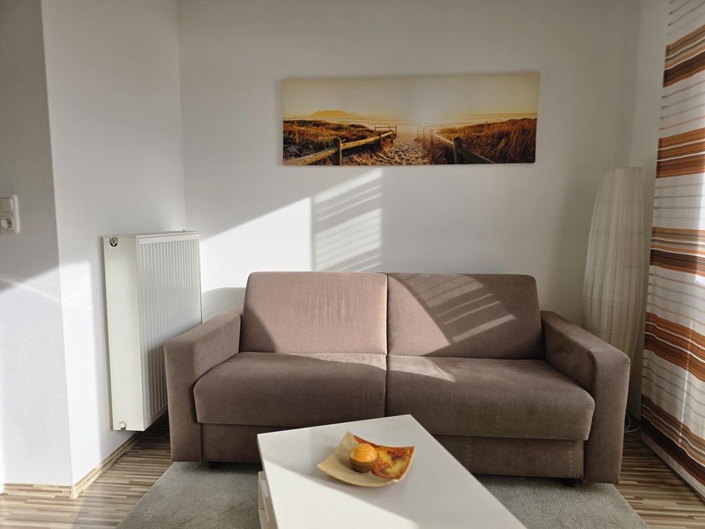 Fehmarnstrand II – Meerblick, Südbalkon und Strandkorb
