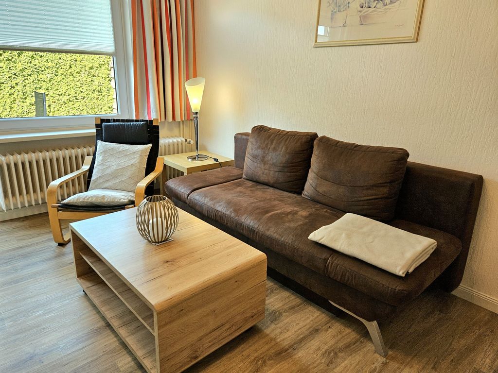 "Wohnung 1 - G. Pape" mit 2 Terrassen, kostenloses WLAN, Longstay Rabatt, Nähe Dünenpark