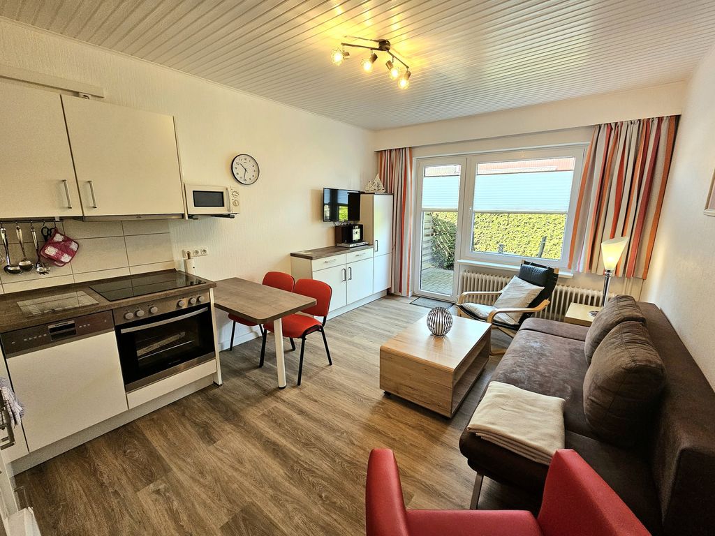 "Wohnung 1 - G. Pape" mit 2 Terrassen, kostenloses WLAN, Longstay Rabatt, Nähe Dünenpark