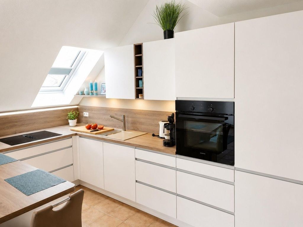 Haus Karl-Risch-Straße - Wohnung 6 / 9816