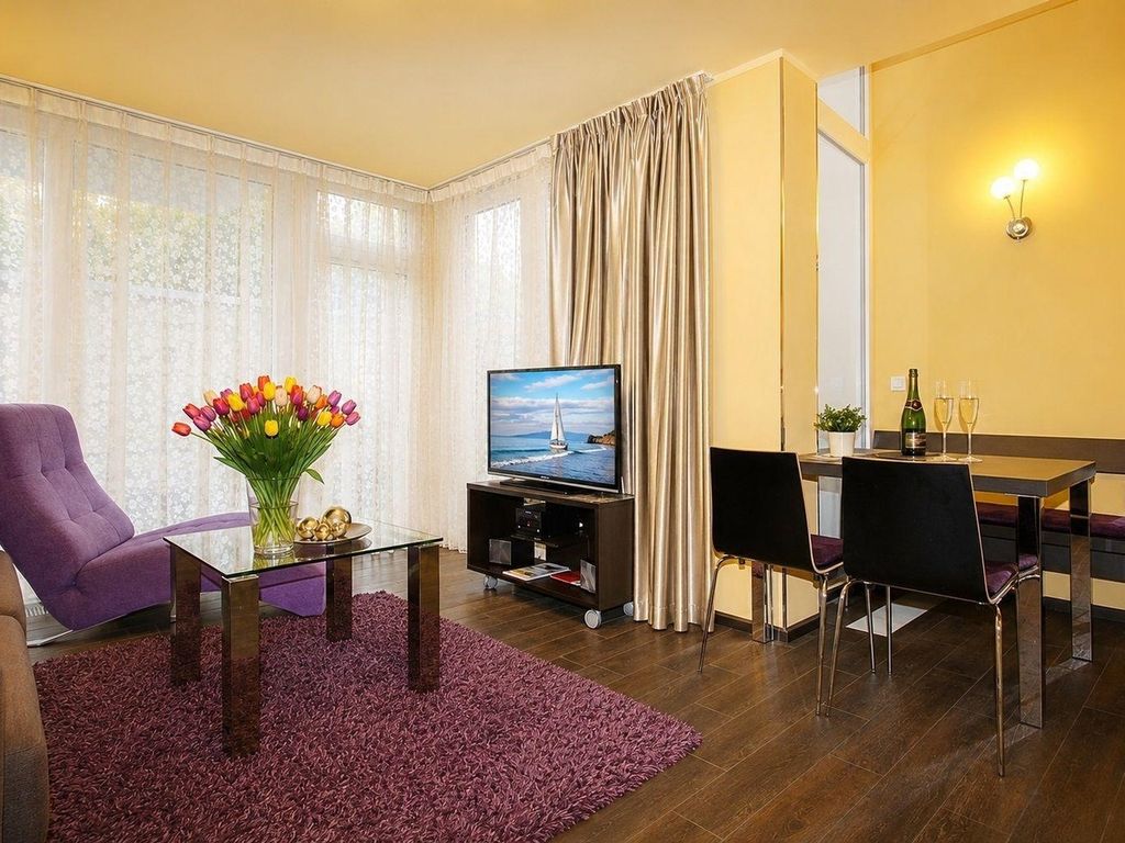 Villa Patricia - Wohnung 2 / 9406