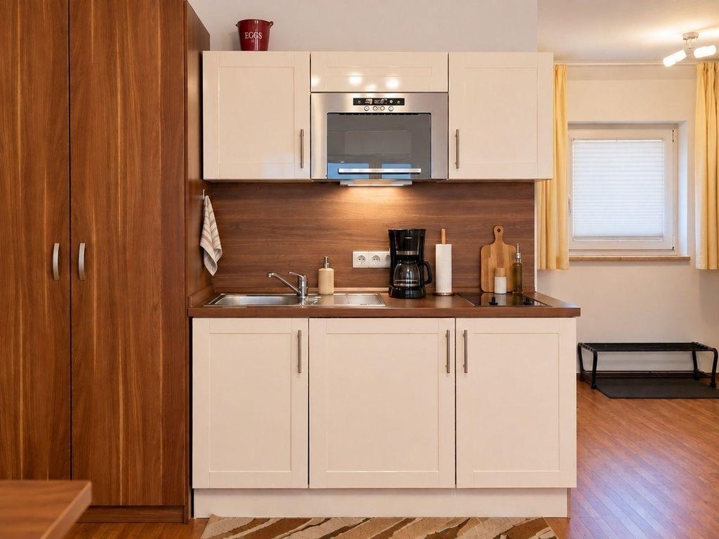 Yachthafenresidenz - Wohnung 9305 / 889