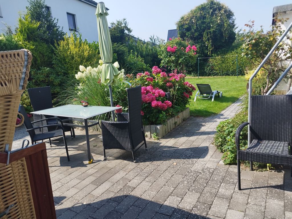 Fewo "Am Deich", Glasfaser, Terrasse, eig. Garten, 50m z. Strand, Fahrradgarage, Parkplatz