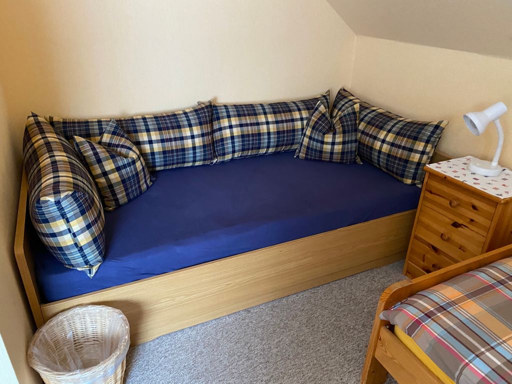 Kreutzmann; Ferienwohnung für einen erholsamen Urlaub in ruhiger, zentraler Lage.