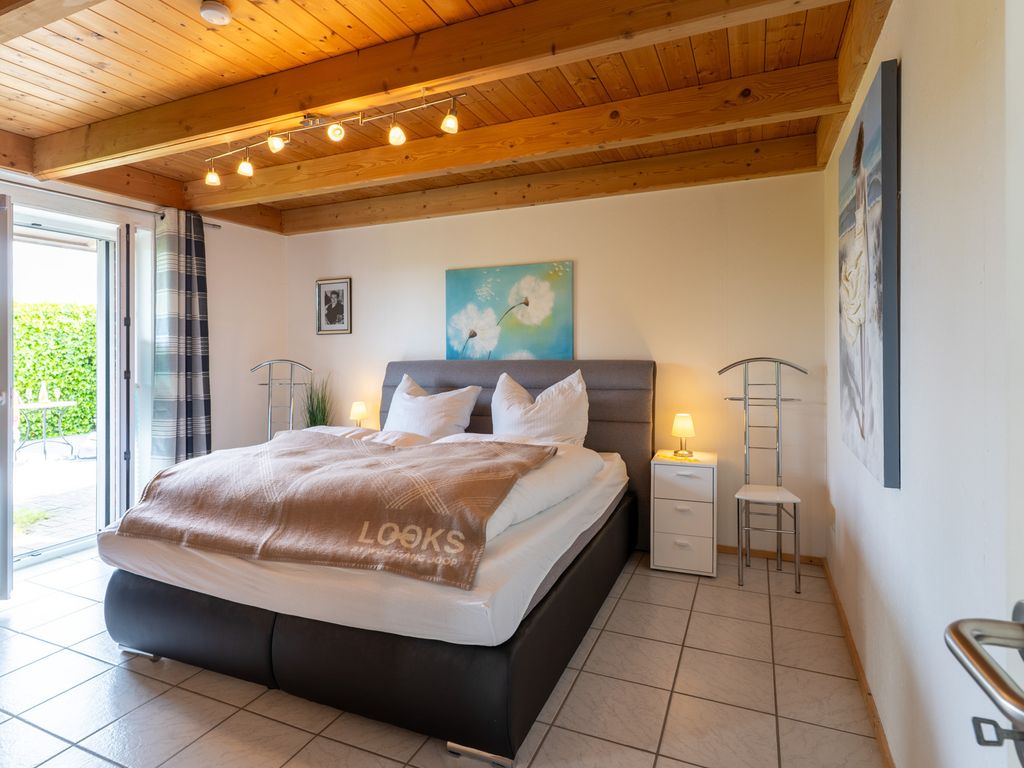 Ferienhaus Ostseecharme mit Sauna u. Garten