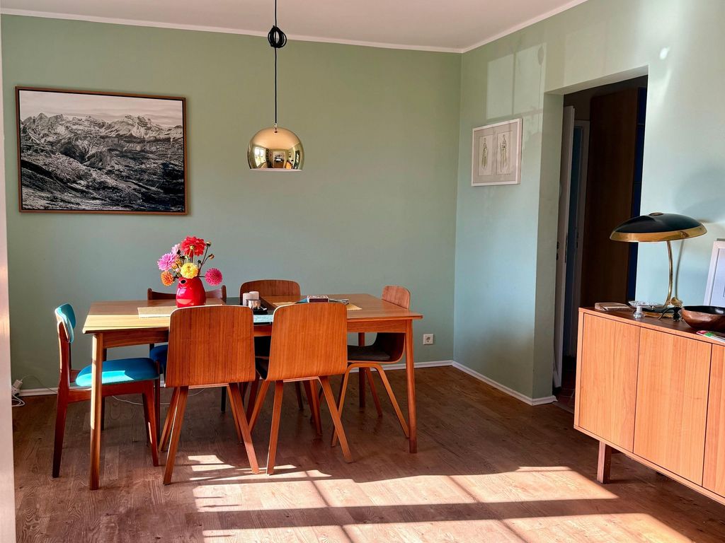 Schönes Ferienhaus mit Garten & Mid Century Möbeln in Strand nähe Avendorf