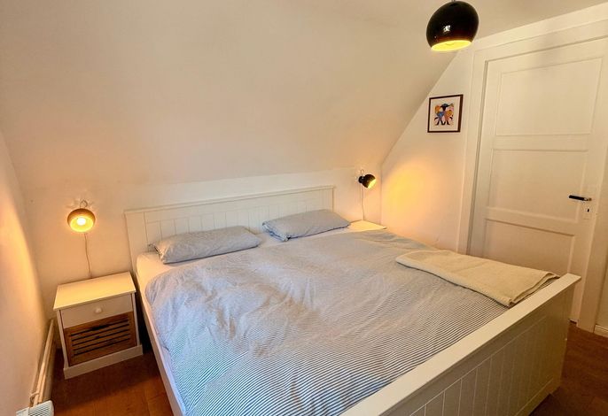 Photo Schönes Ferienhaus mit Garten & Mid Century Möbeln in Strand nähe Avendorf 4