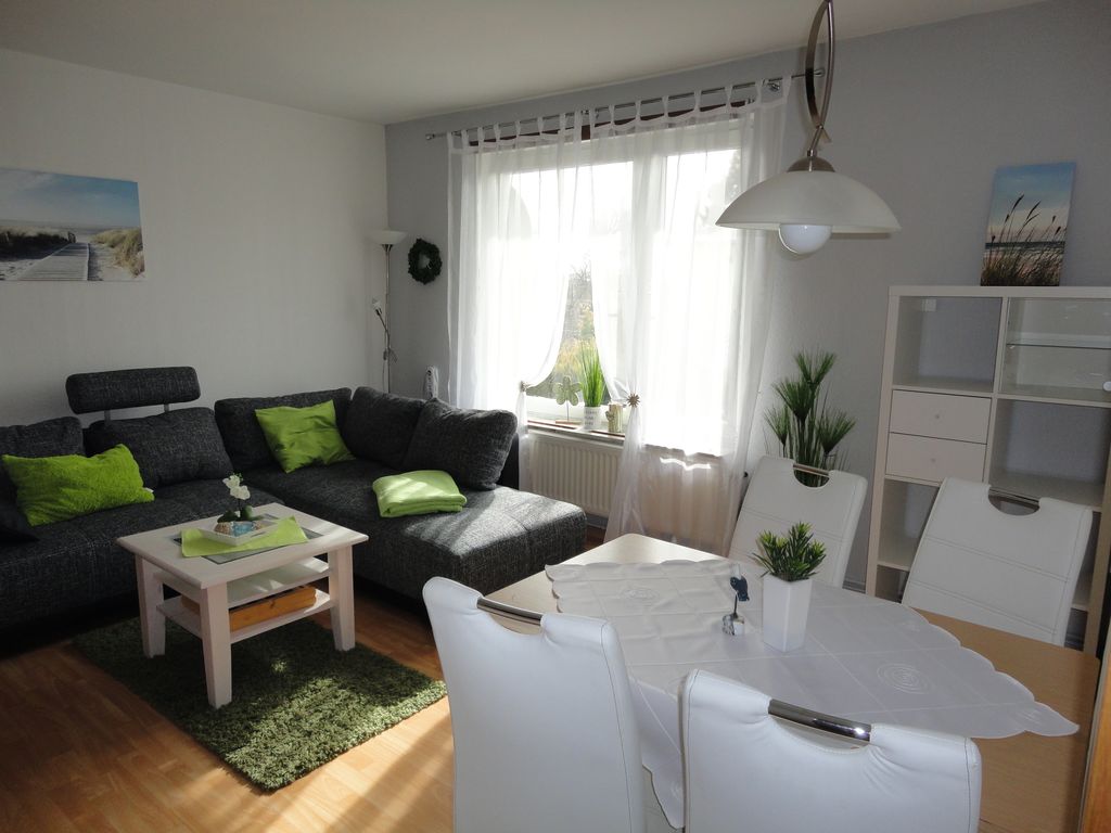 Sonnige Fewo, Doppelbett, Schlafcouch, Safe