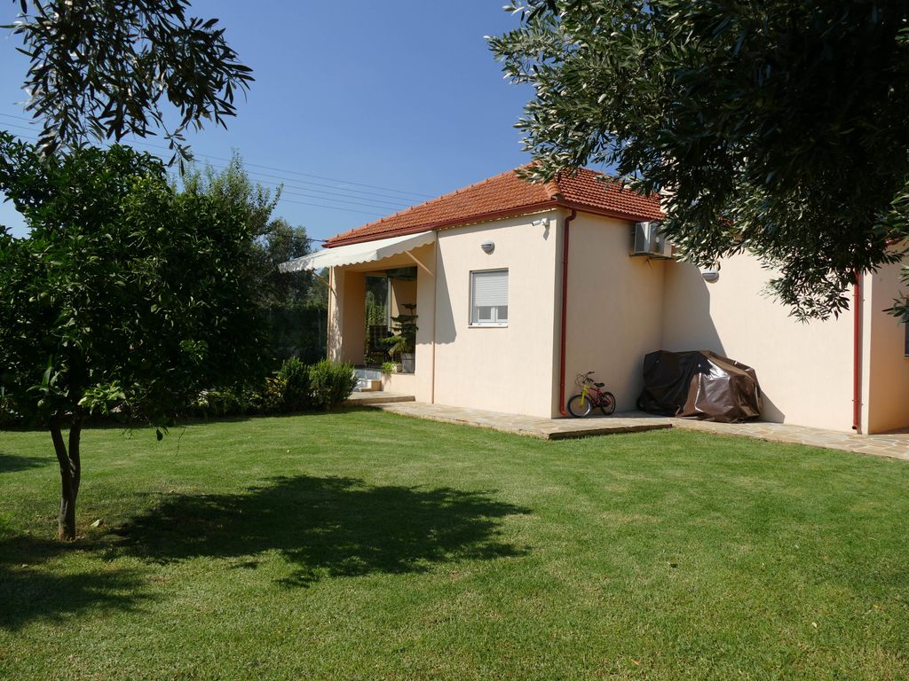 esperides holidays - Haus mit kleinem Pool, 37 km von Athen