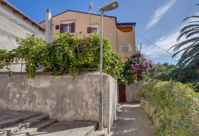 Ferienwohnungen mit Parkplatz Mali Losinj, Losinj - 15050