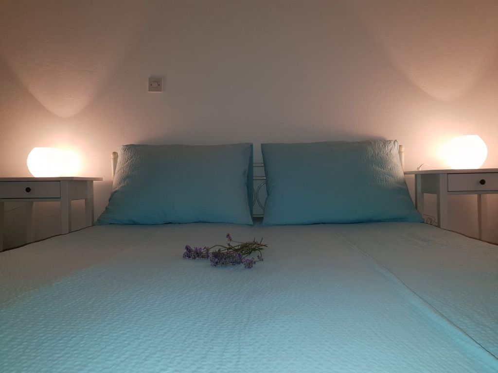 Schlafzimmer 1