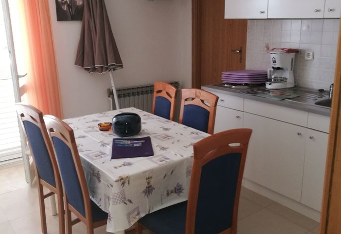 2-Zimmer-Ferienwohnung mit Terrasse und Meerblick Vrsi - Mulo, Zadar A-17753-a