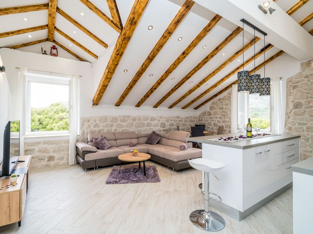 Wohnzimmer 1