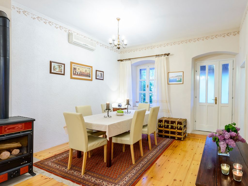 Esszimmer 1