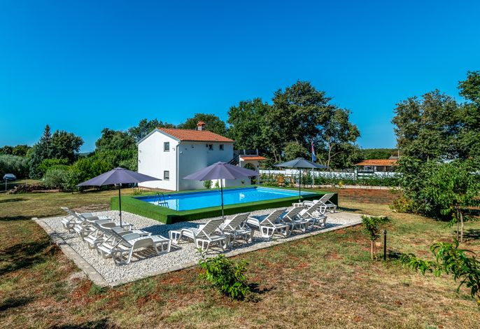 Ferienhaus mit Pool Medulin - 21049