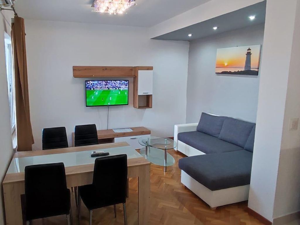 Wohnzimmer 1