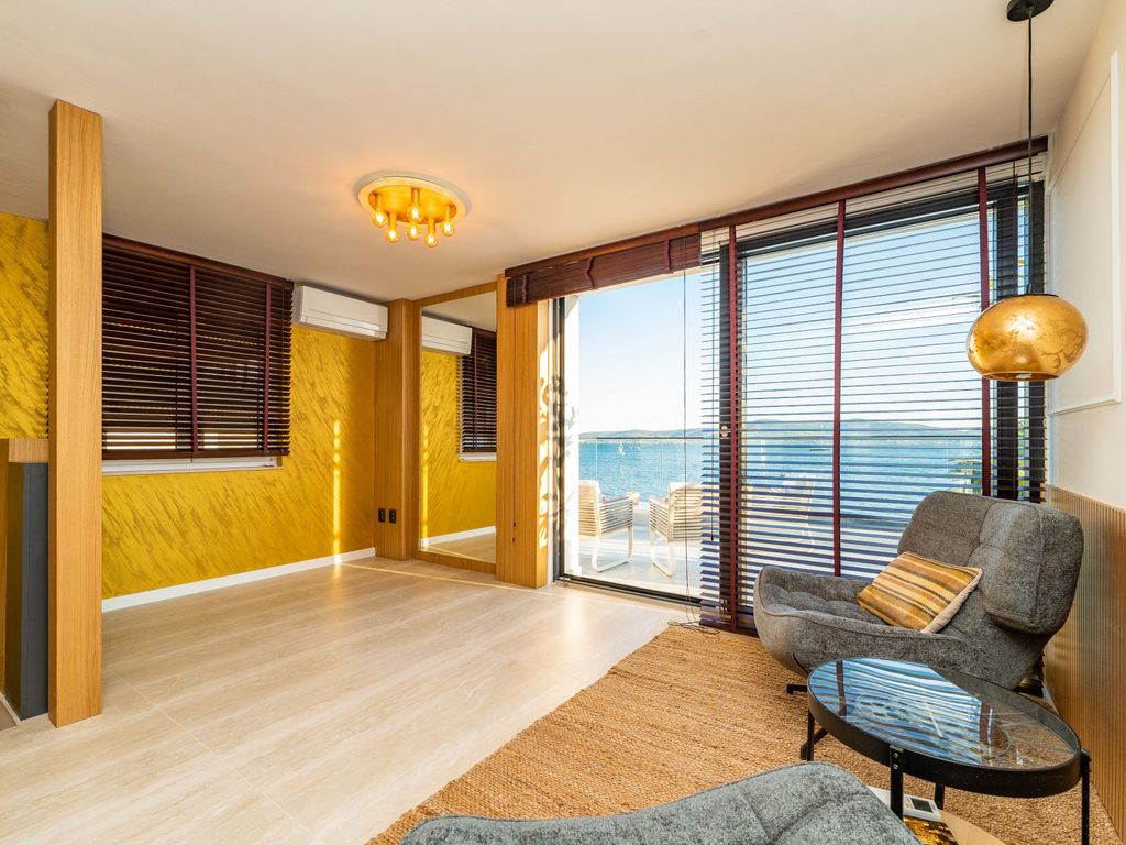 Wohnzimmer 2