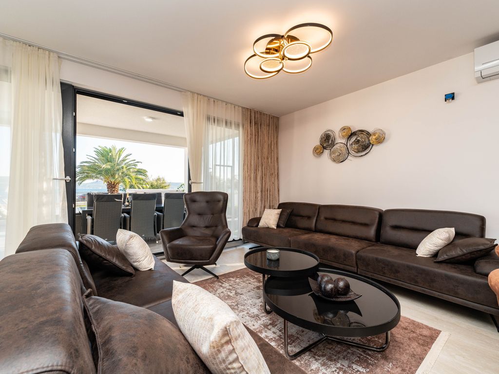Wohnzimmer 1
