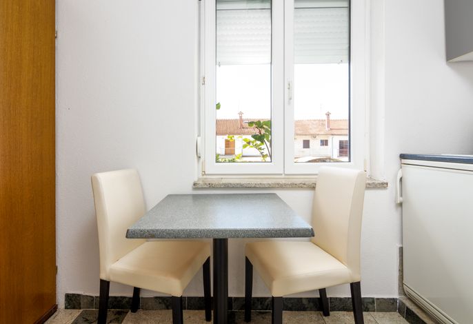 1-Zimmer-Ferienwohnung mit Terrasse Rovinj A-2243-e