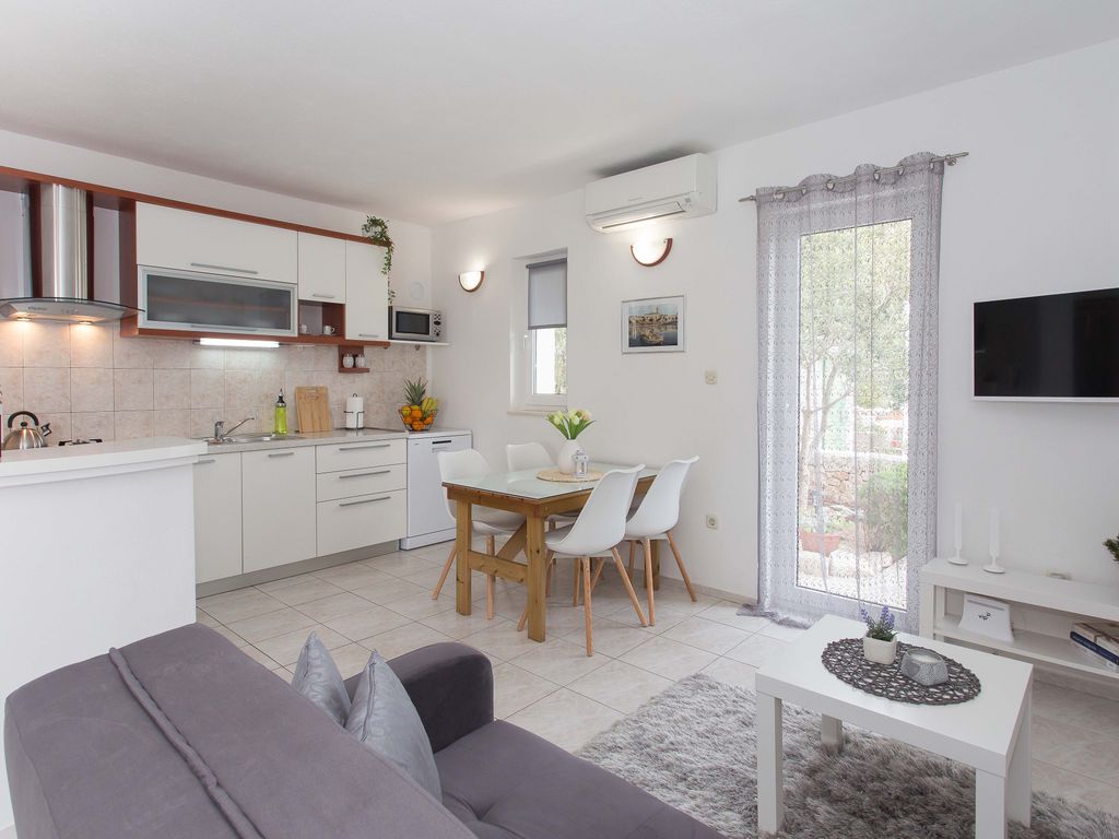 Wohnzimmer 1