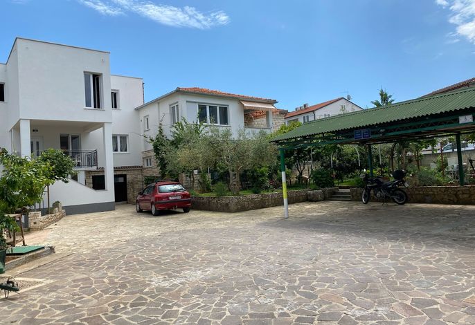 Ferienwohnungen und Zimmer mit Parklplatz Rovinj - 23148