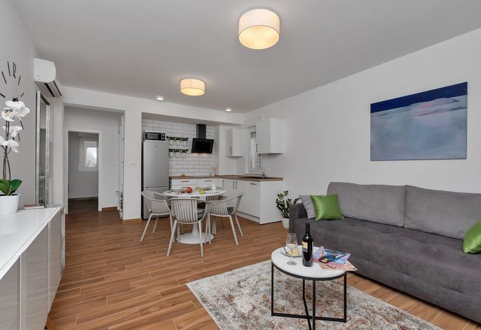 1-Zimmer-Ferienwohnung mit Balkon Tucepi, Makarska A-23256-d