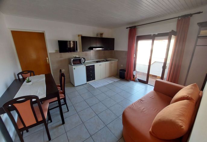 2-Zimmer-Ferienwohnung mit Balkon und Meerblick Banjol, Rab A-23468-c