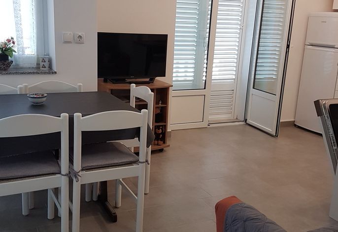 2-Zimmer-Ferienwohnung mit Terrasse und Meerblick Lopar, Rab A-23736-d