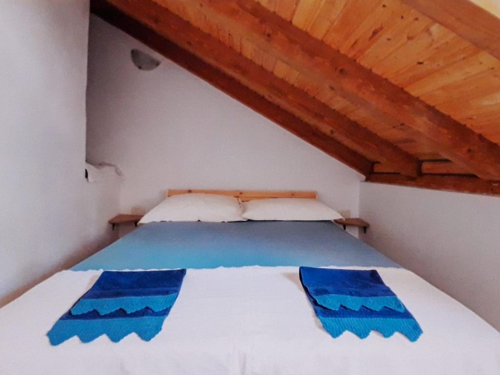 Schlafzimmer 1