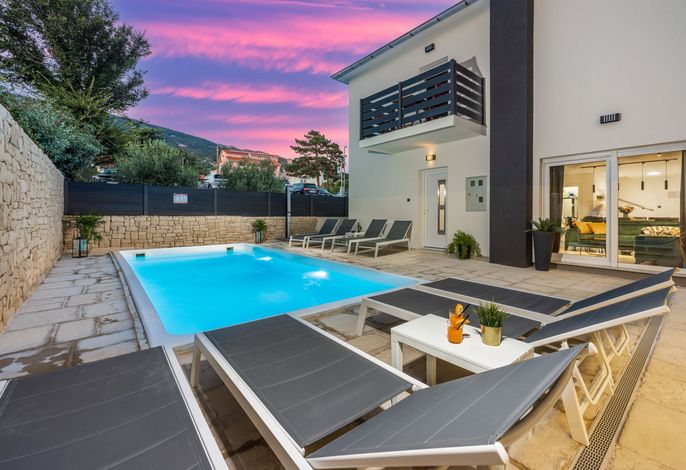 Haus mit Pool für Familien Baska, Krk - 24089