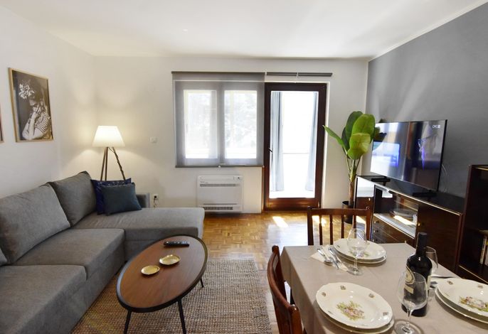 2-Zimmer-Ferienwohnung mit Balkon Umag A-24206-a