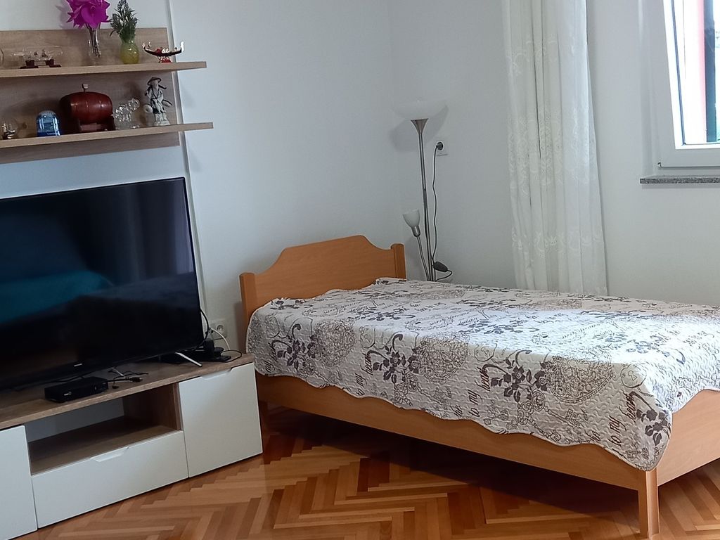 Wohnzimmer 2
